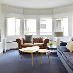 Appartement à 2 Chambres à Coucher