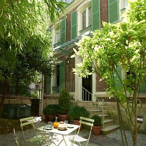 Maison Lepic Montmartre