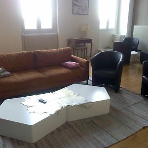 Appartement à 3 Chambres à Coucher