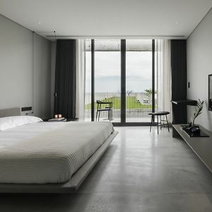 Chambre Standarde Lit Queen-Size