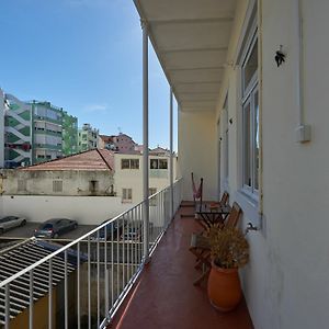 Almirante Reis Apartment