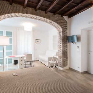 Domenichino Luxury Home