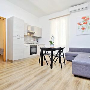 Holiday Rental San Lorenzo District