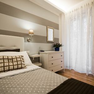 Saint Peter Apartments
