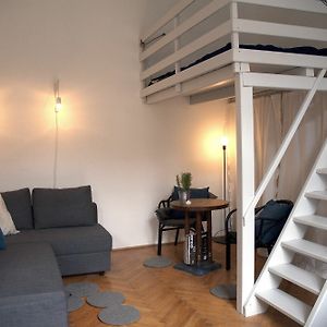 K7-3 Kazinczy Apartment