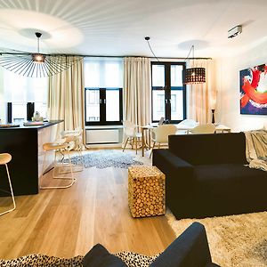 Appartement à 2 Chambres à Coucher au Deuxième Étage