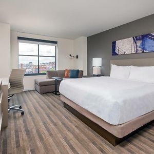 Chambre Lit King-Size aux Étages Supérieurs
