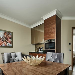 Appartement Luxe à 1 Chambre à Coucher