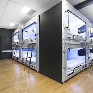 Dormitory Room Mixed
