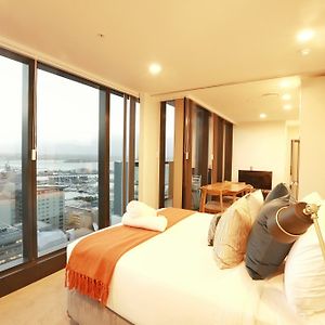 Appartement Grand à 2 Chambres à Coucher