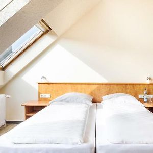 Chambre Standarde Triple