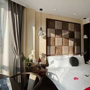 Chambre Communicante