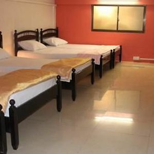 Chambre Juste Pour Femmes Dortoir