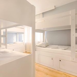 Dormitory Room Mixed