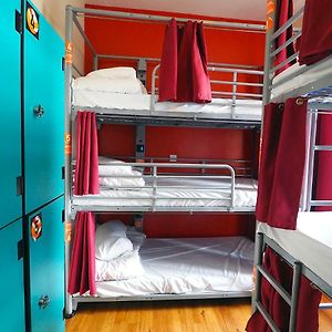 Chambre Juste Pour Femmes Dortoir