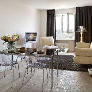 Appartement Junior à 2 Chambres à Coucher