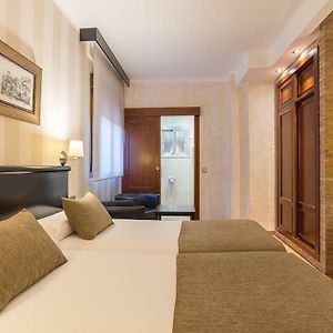 Chambre Supérieure Lit King-Size