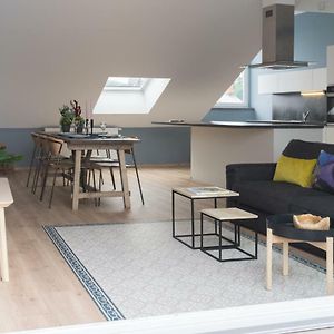 Appartement à 3 Chambres à Coucher
