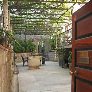 Old Town Garden Apartments