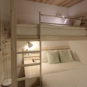Chambre Juste Pour Femmes Dortoir