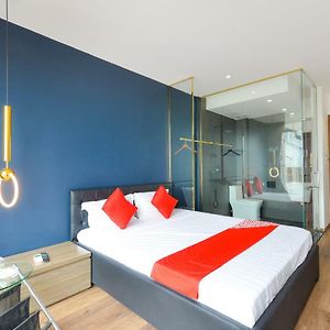 Bh Riverside Hotel