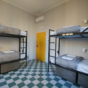 Chambre Juste Pour Femmes Dortoir
