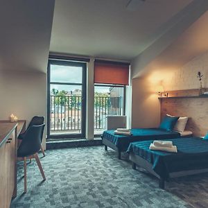 Self Check-In Hotel Railway Apartments