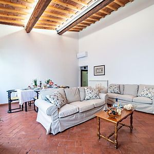 Appartement à 3 Chambres à Coucher