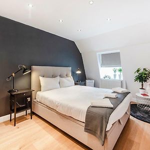 Appartement à 2 Chambres à Coucher