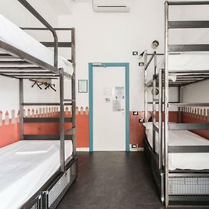 Dormitory Room Mixed