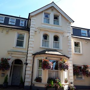 Canterbury Lodge