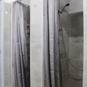 Chambre Juste Pour Femmes Dortoir