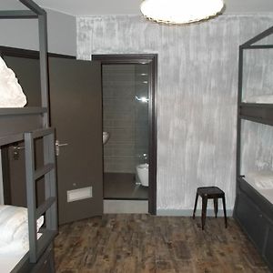 Dormitory Room Mixed