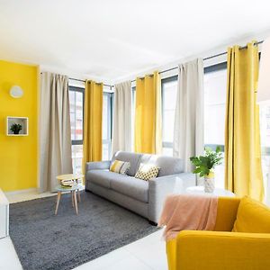 Appartement à 2 Chambres à Coucher