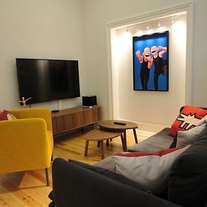 Appartement à 2 Chambres à Coucher
