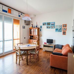Minzoni Apartment