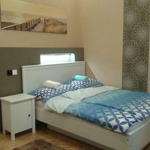 Lily Apartman