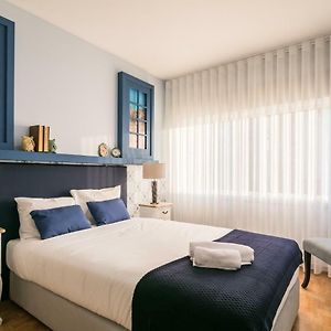 Appartement à 5 Chambres à Coucher