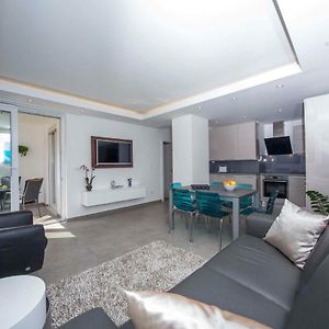 Moderna Lapad With Private Parking