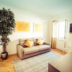 Mimi Suite