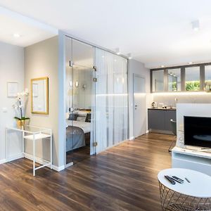 Ga Luxury Apartments W21