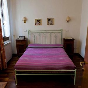 Chambre Standarde Lit Queen-Size