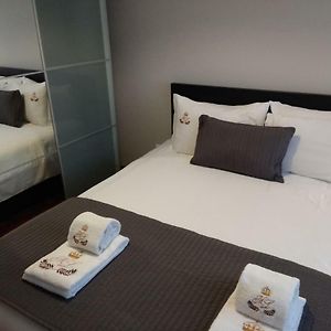 Ml Apartments Almirante