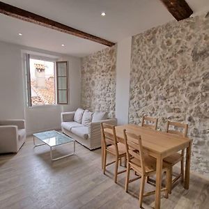 202-Appartement Renove Vieil Antibes