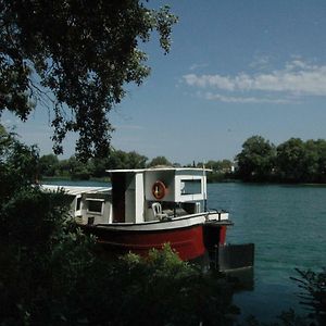 Péniche Espoir
