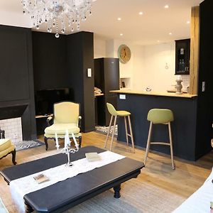 Appartement à 2 Chambres à Coucher