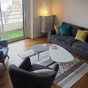 Appartement à 2 Chambres à Coucher