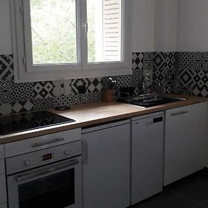 Appartement à 2 Chambres à Coucher