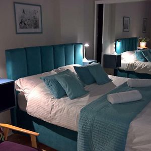 Appartement à 2 Chambres à Coucher