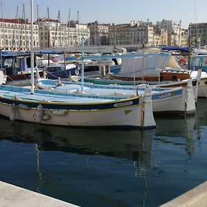 Vieux Port Studio Chic